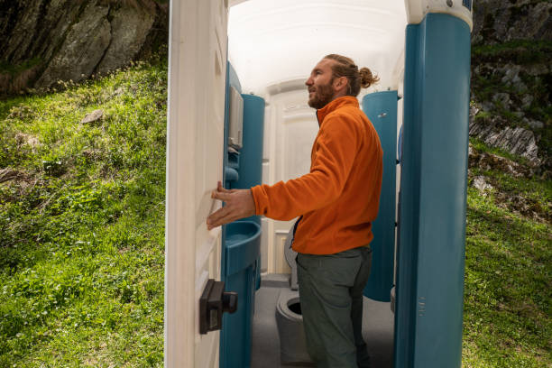 Portable Toilet Options We Offer in Essex Fells, NJ
